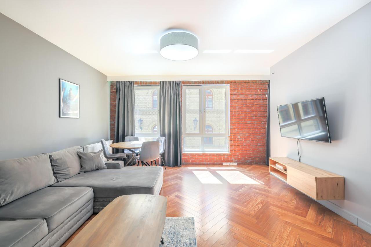Apartmate- Perfect Apartment Oldtown グダニスク エクステリア 写真